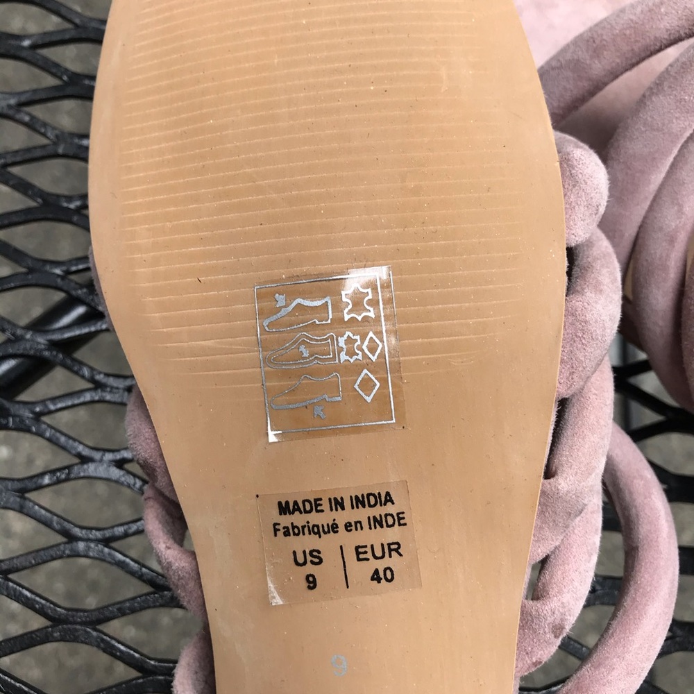 Sandals - Picture 4 of 6